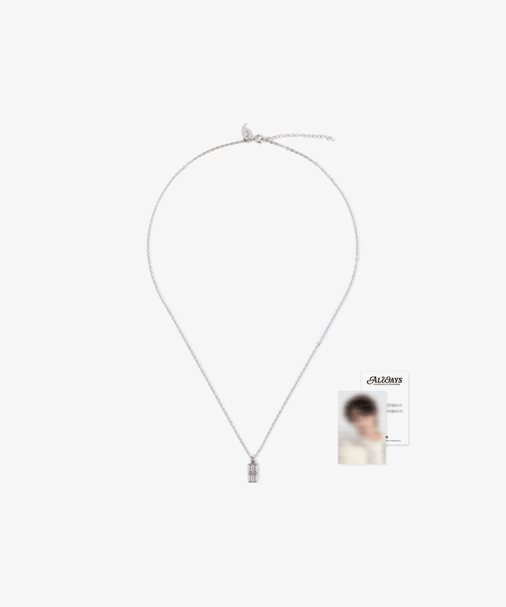 現-  SEVENTEEN 9th Anniversary Necklace